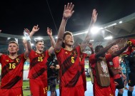 米乐M6娱乐-欧洲杯赛事酣畅开启，球队为胜利全力以赴(欧洲杯赛事赛事)