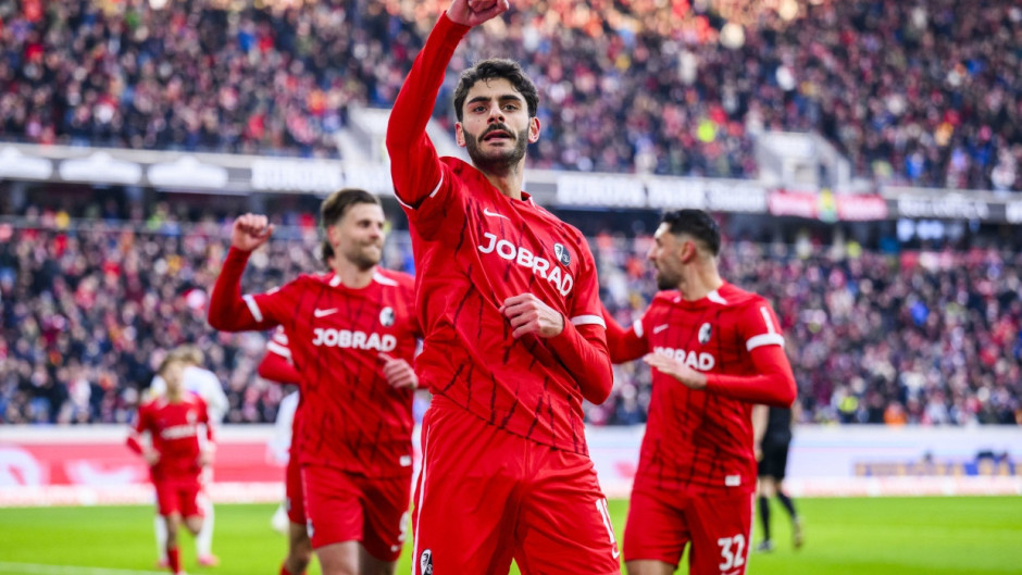 关于弗赖堡主场未能取胜,三分擦肩而过的信息 关于弗赖堡主场未能取胜,三分擦肩而过的信息