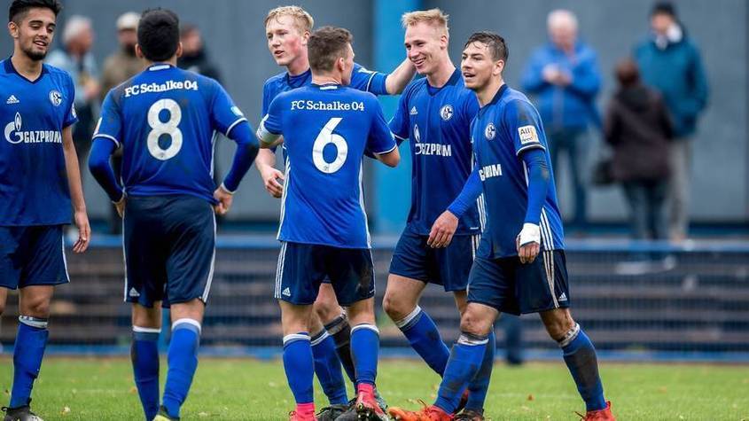 柏林赫塔豪取主场胜利，继续保持战绩稳定的简单介绍