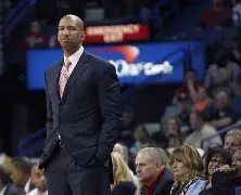 太阳主帅褒奖球队团结，取得胜利